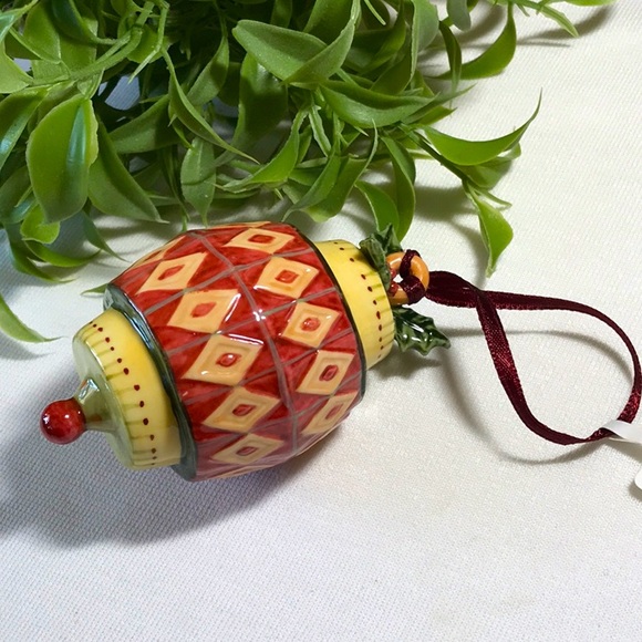 ๐ Villeroy & Boch Vintage Ceramic Holiday Ornament ๐ - Picture 3 of 4